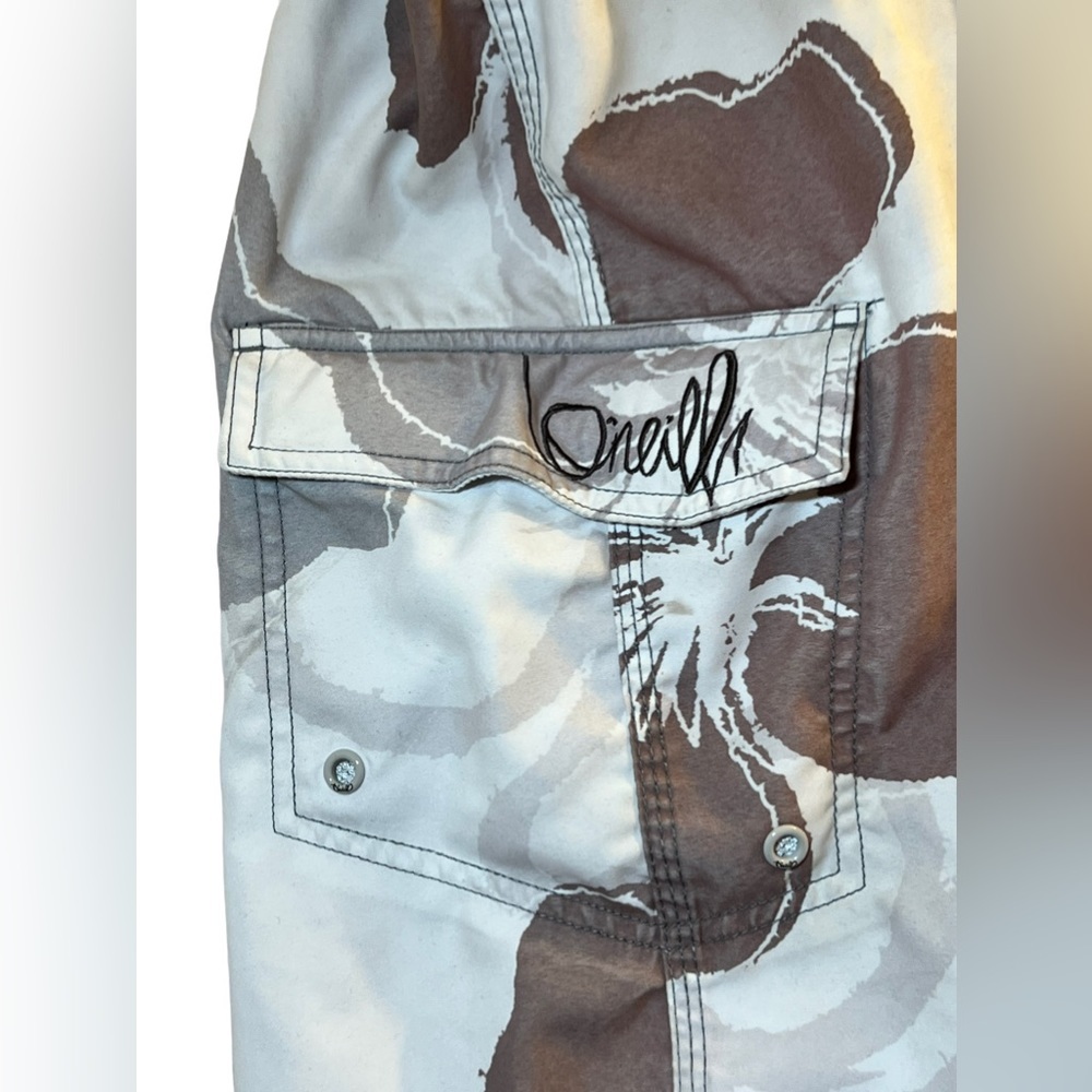O'Neill expression board shorts size 38 - Picture 3 of 5